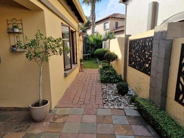 3 Bedroom House in Sunward Park