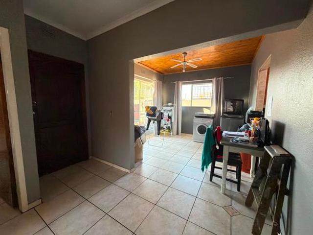 3 Bedroom House in Sunward Park