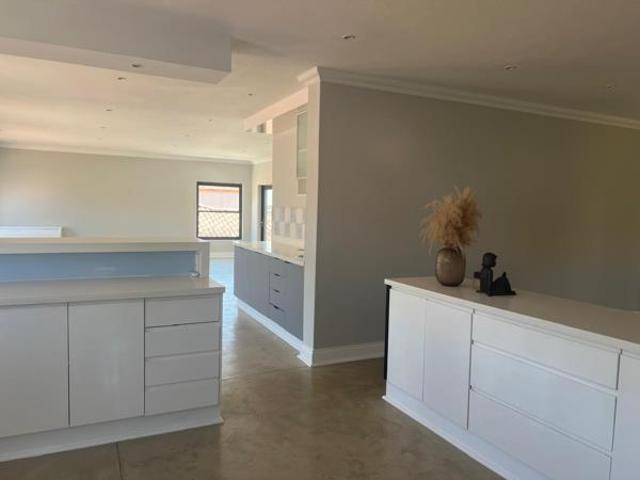 3 Bedroom House in Port D Afrique