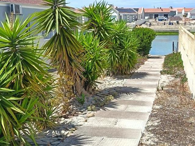 3 Bedroom House in Port Owen