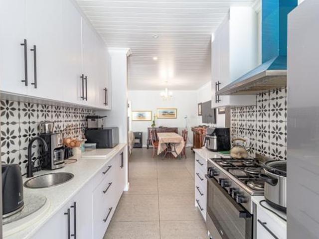 3 Bedroom House in Port Owen