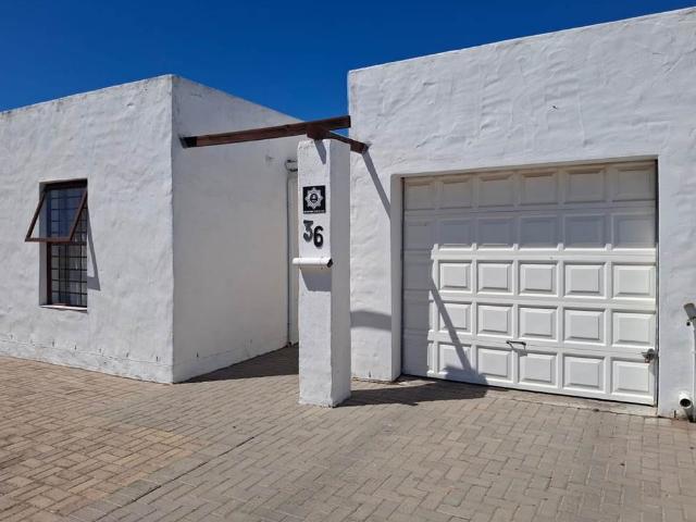 3 Bedroom House in Port Owen