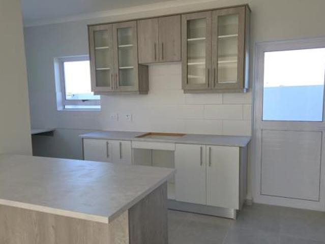 3 Bedroom House in Port Owen