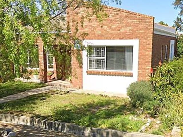3 Bedroom House in Porterville