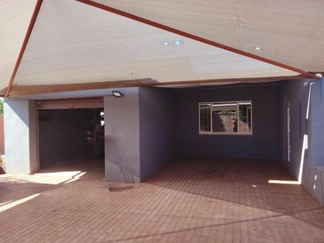 3 Bedroom House in Postmasburg