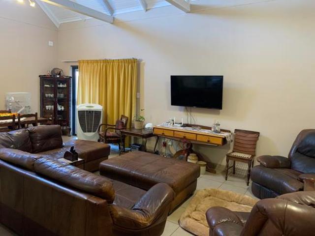 3 Bedroom House in Postmasburg