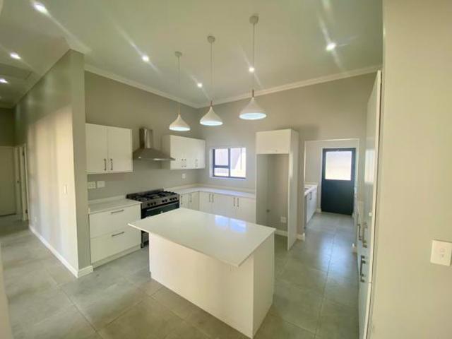 3 Bedroom House in Paarl Central