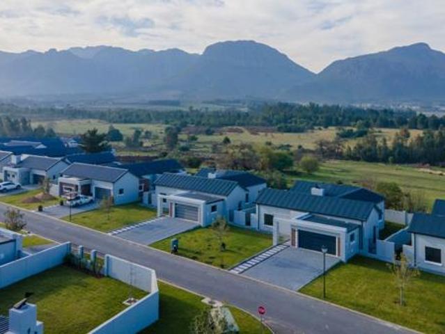 3 Bedroom House in Paarl Central