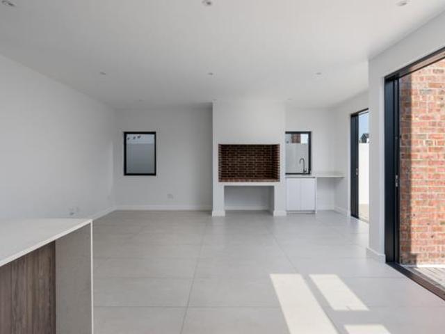 3 Bedroom House in Paarl Central East