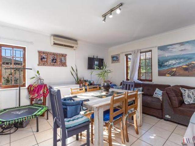 3 Bedroom House in Paarl Central East