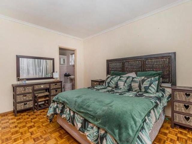 3 Bedroom House in Paarl South