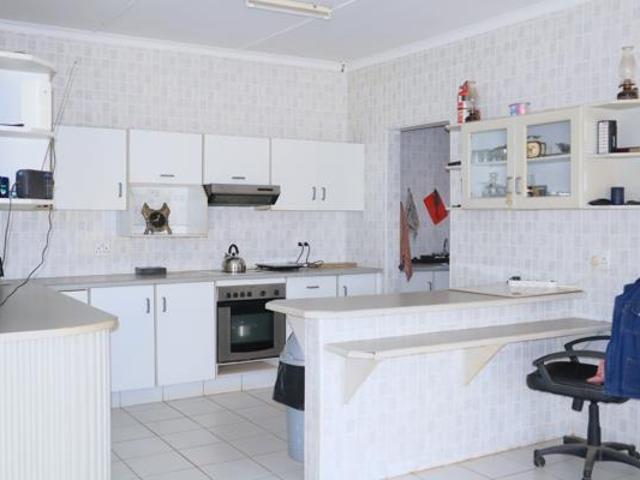 3 Bedroom House in Palm Beach