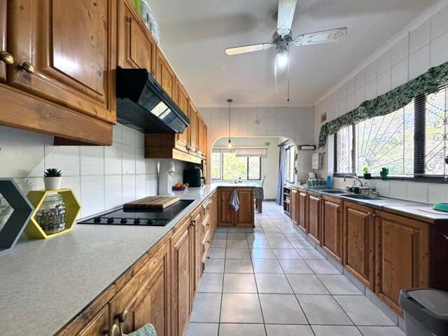 3 Bedroom House in Palm Beach
