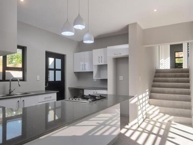 3 Bedroom House in Palm Lakes Estate