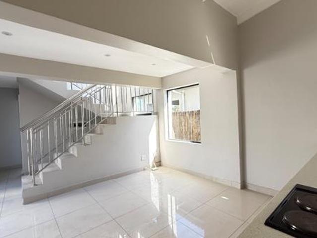 3 Bedroom House in Palm Lakes Estate
