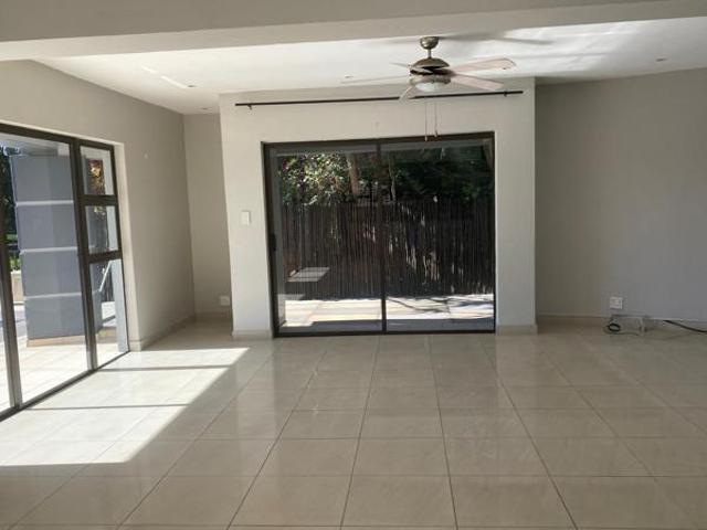 3 Bedroom House in Palm Lakes Estate