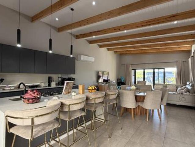 3 Bedroom House in Palm Lakes Estate