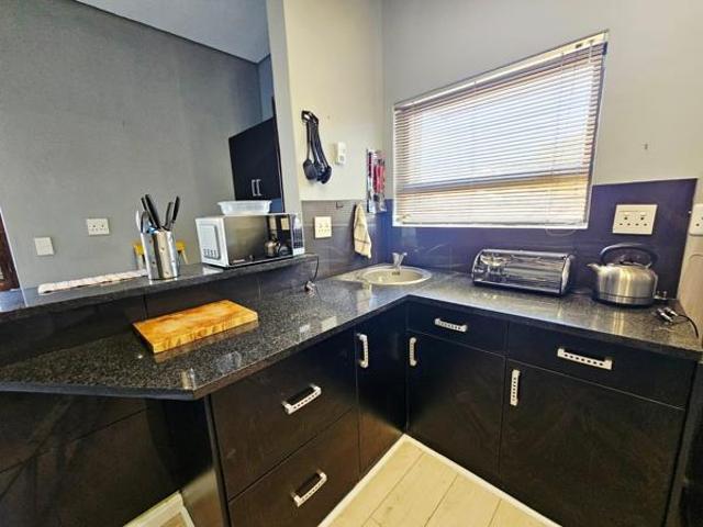 3 Bedroom House in Palmiet