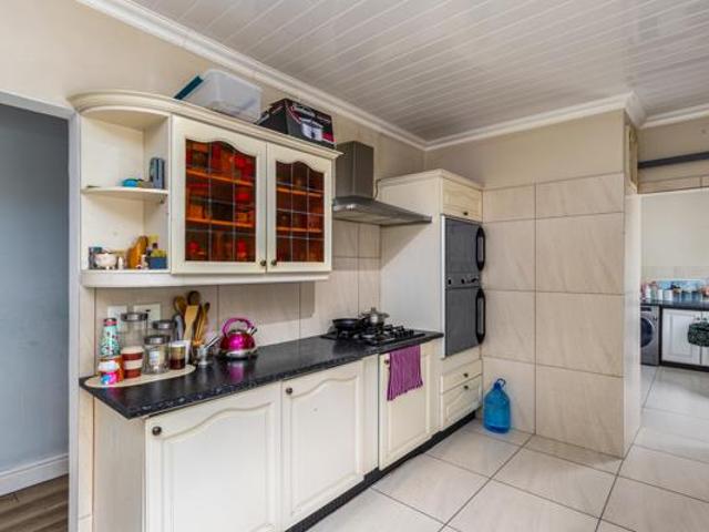 3 Bedroom House in Panorama