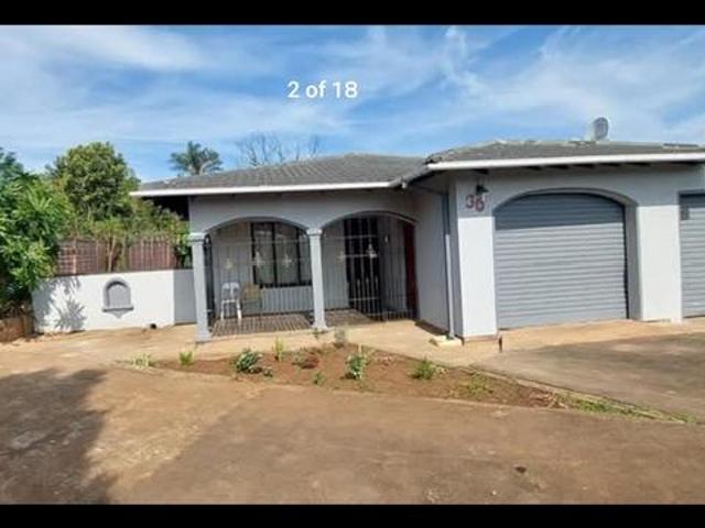 3 Bedroom House in Panorama Gardens