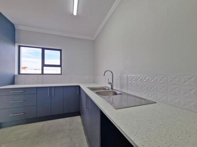 3 Bedroom House in Paradise Beach