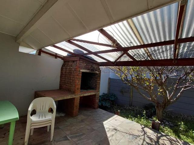 3 Bedroom House in Paradise Beach