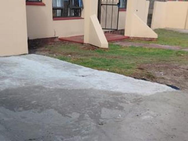 3 Bedroom House in Park Village