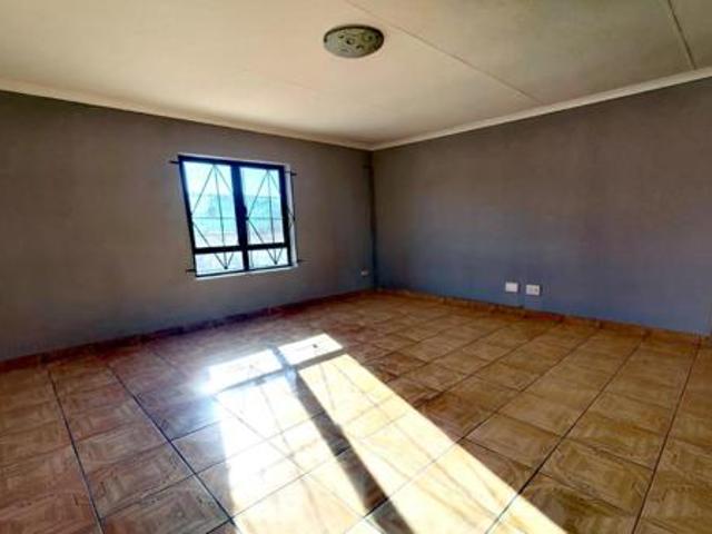 3 Bedroom House in Parkgate