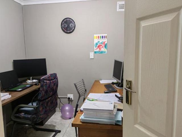 3 Bedroom House in Parkgate