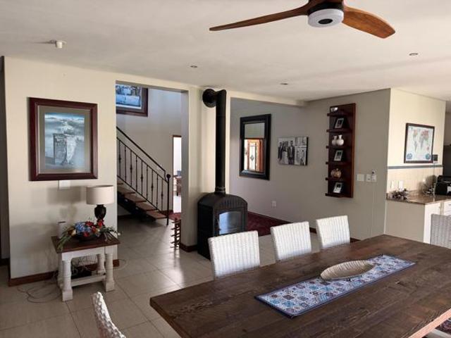 3 Bedroom House in Parkhurst