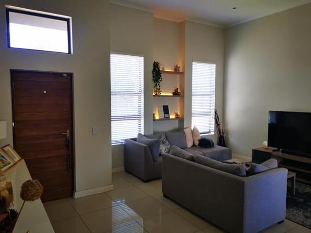3 Bedroom House in Parklands North