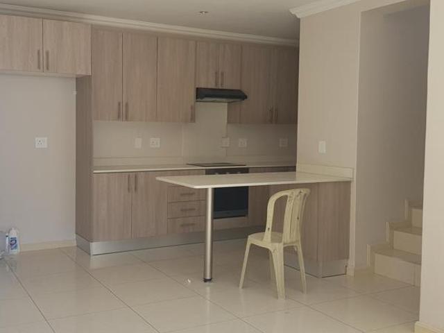 3 Bedroom House in Parklands North