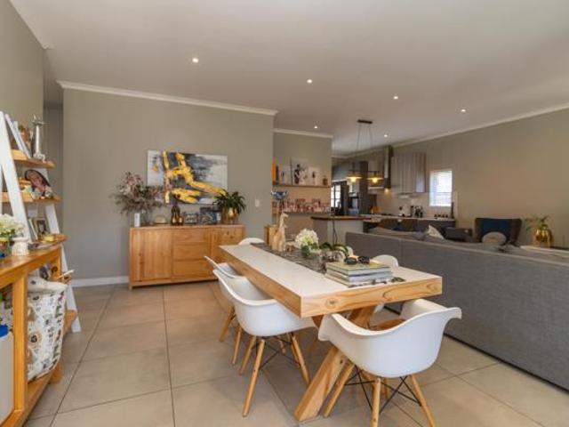 3 Bedroom House in Parklands North