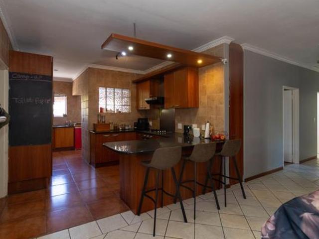 3 Bedroom House in Parklands