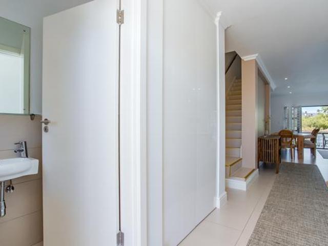 3 Bedroom House in Pearl Valley Golf & Country Estate