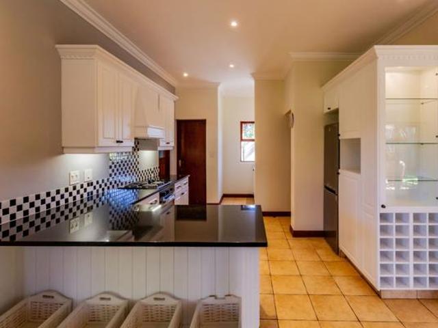 3 Bedroom House in Pecanwood