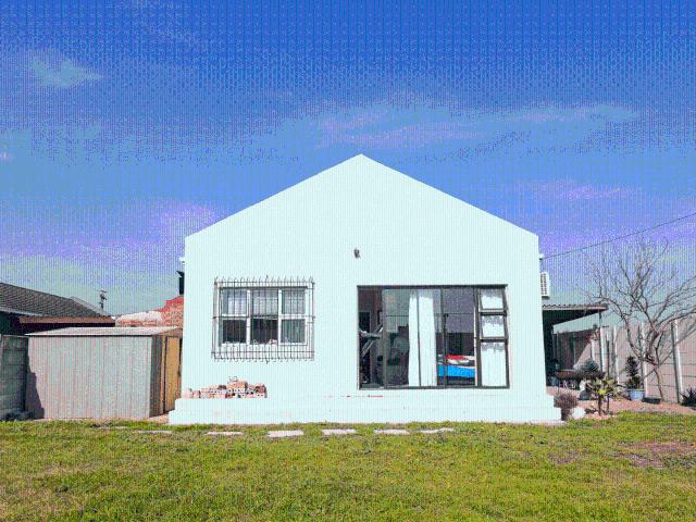 3 Bedroom House in Peerless Park North