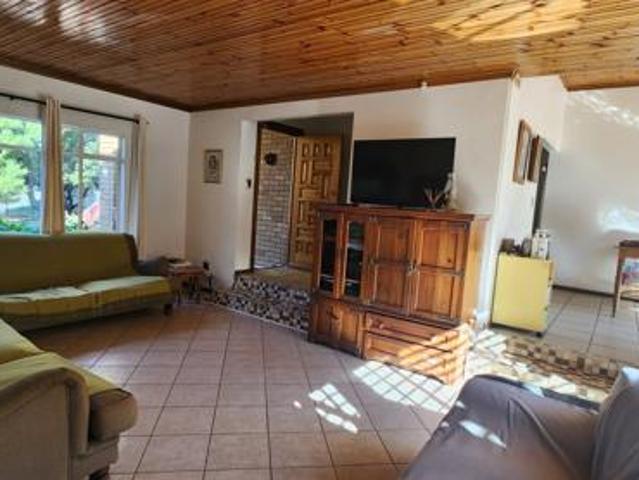 3 Bedroom House in Pellissier