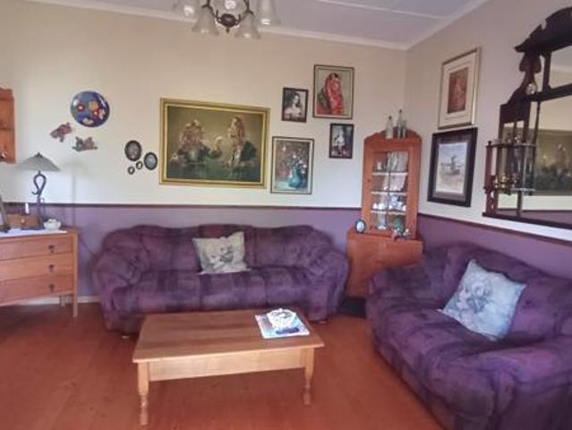 3 Bedroom House in Penford