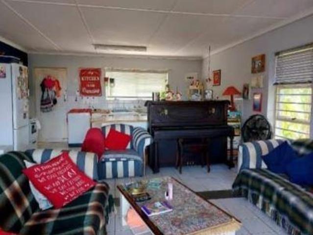 3 Bedroom House in Perlemoenbaai