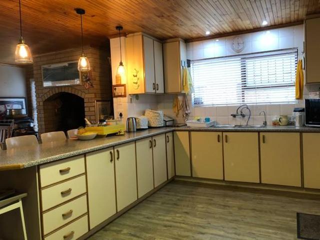 3 Bedroom House in Perlemoenbaai