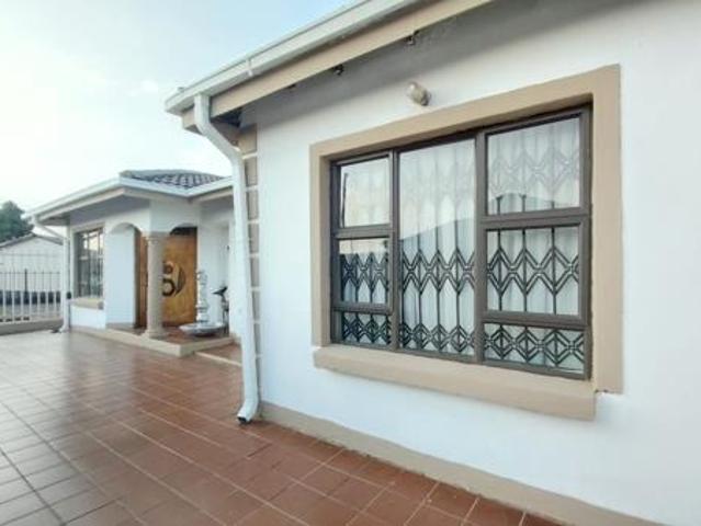 3 Bedroom House in Phuthaditjhaba