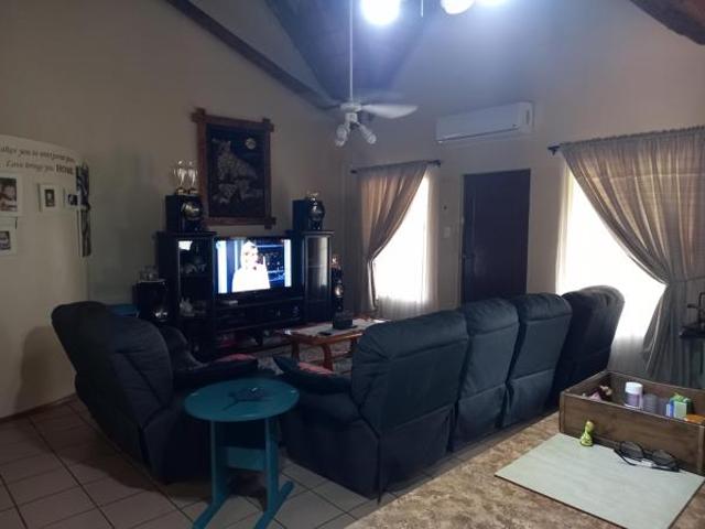 3 Bedroom House in Phalaborwa