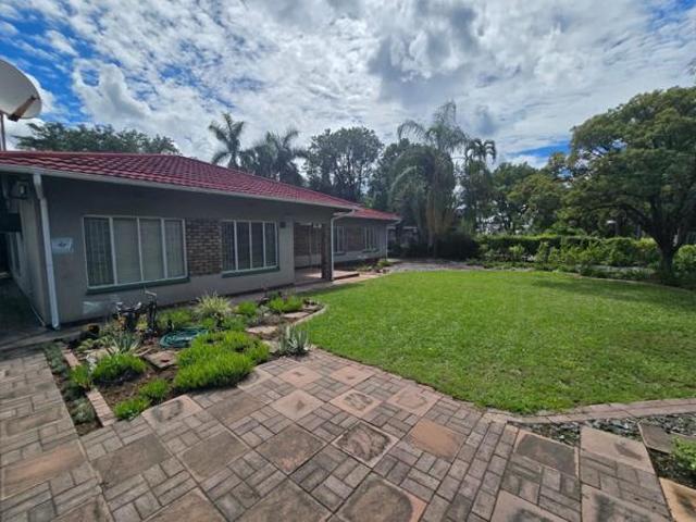 3 Bedroom House in Phalaborwa