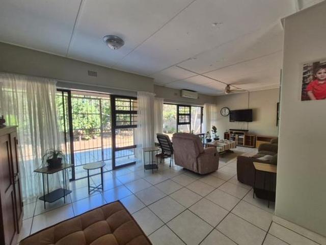 3 Bedroom House in Phalaborwa