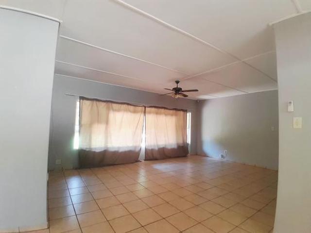 3 Bedroom House in Phalaborwa