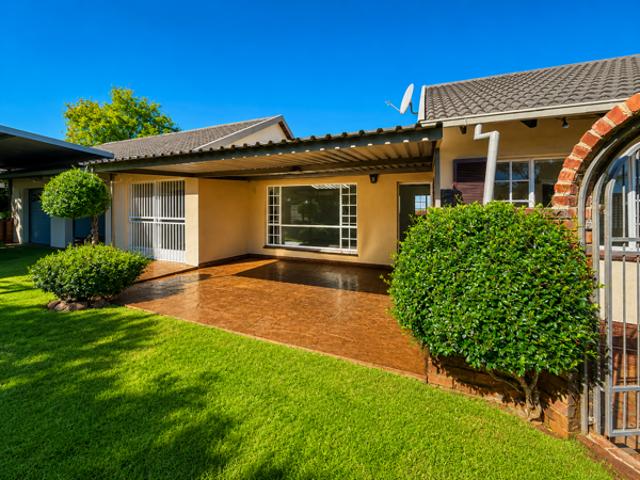 3 Bedroom House in Pierre van Ryneveld