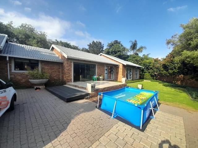 3 Bedroom House in Pierre van Ryneveld