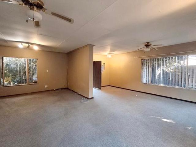 3 Bedroom House in Pierre van Ryneveld