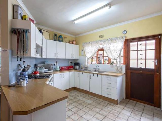 3 Bedroom House in Pine Acres